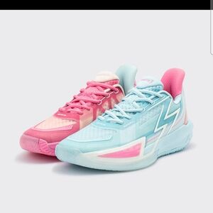 BIG3 4.0 quick reverse mens size 7 womens size 8.5 NEW